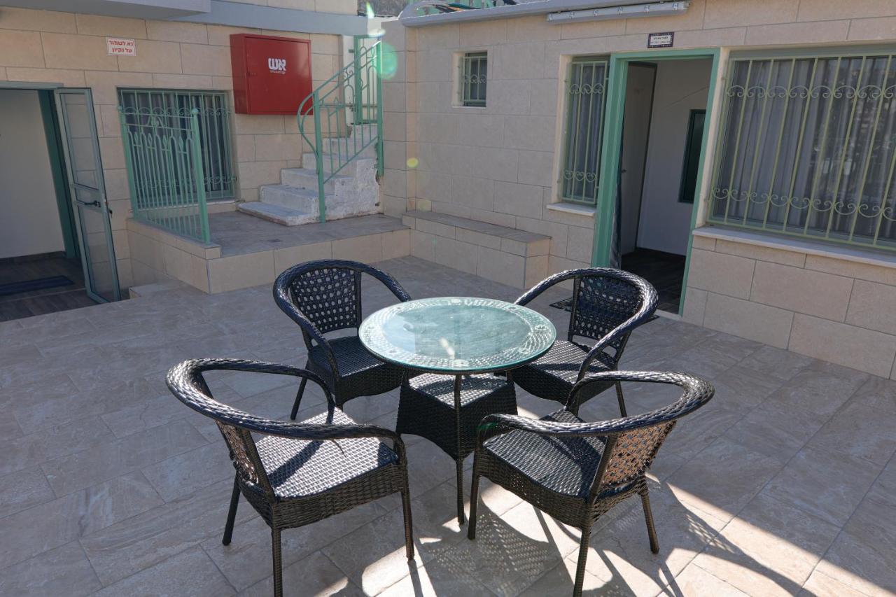 Louis Guesthouse Nazaret Exterior foto
